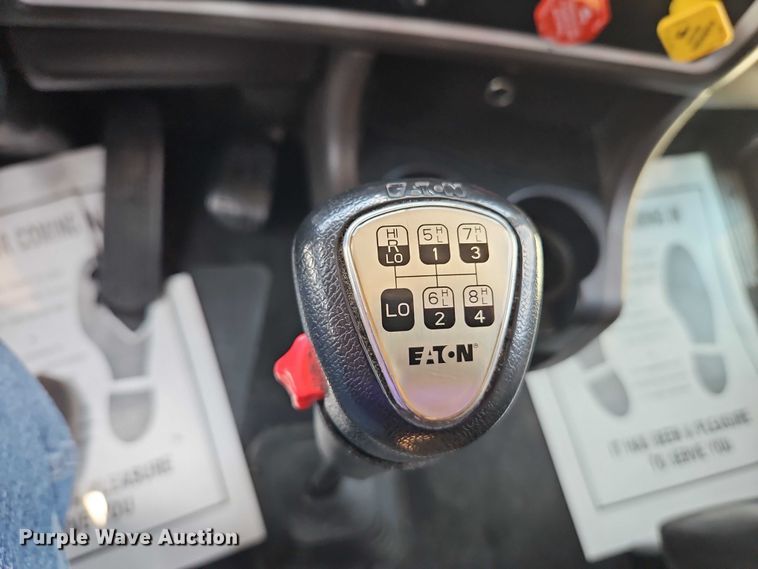 image for item EB8217 2018 Kenworth W9 Series semi truck