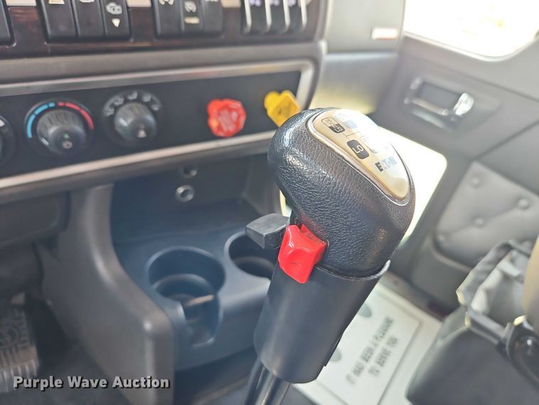 image for item EB8217 2018 Kenworth W9 Series semi truck