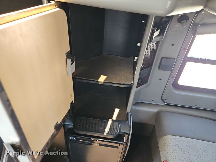 image for item EB8217 2018 Kenworth W9 Series semi truck