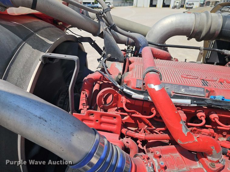 image for item EB8217 2018 Kenworth W9 Series semi truck