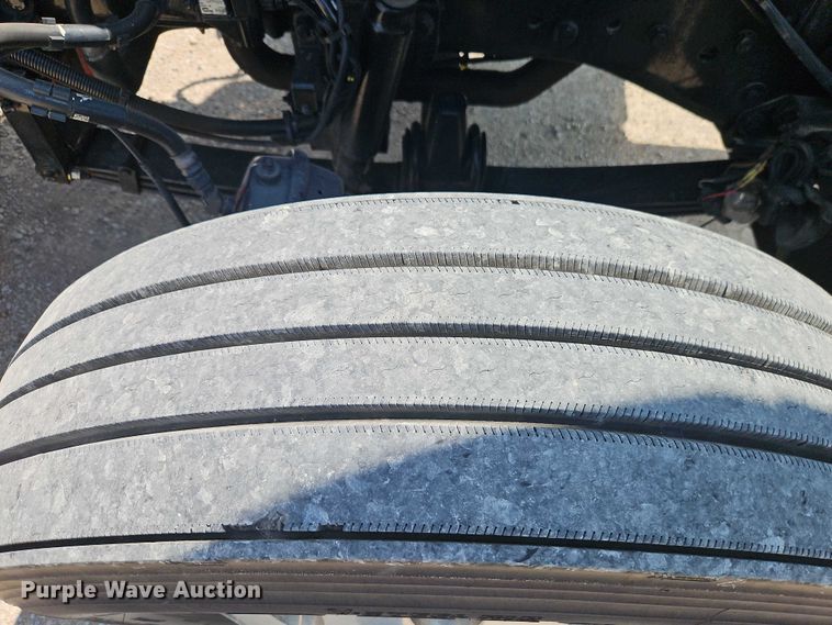 image for item EB8217 2018 Kenworth W9 Series semi truck