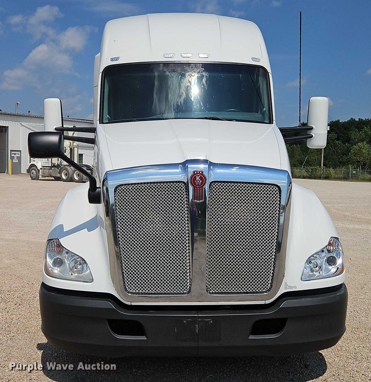 CAMIóN CAMAROTE 2017 KENWORTH