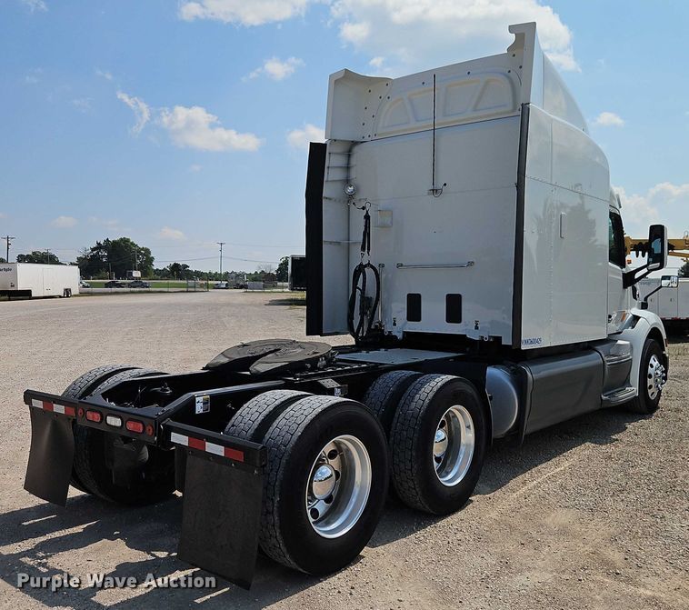 CAMIóN CAMAROTE 2019 PETERBILT
