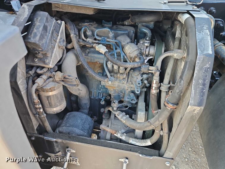 image for item EB8219 2019 Peterbilt 579 semi truck