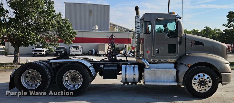 CAMIóN 2013 KENWORTH