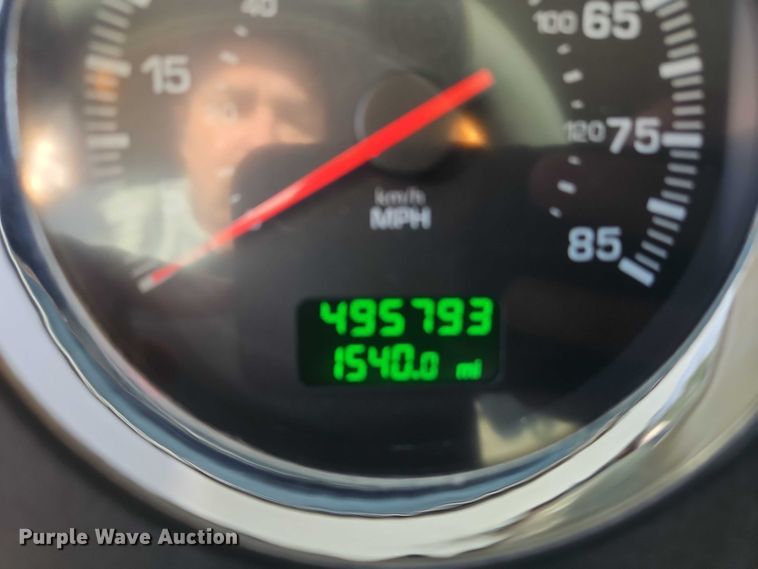 image for item EB8220 2013 Kenworth T660 semi truck