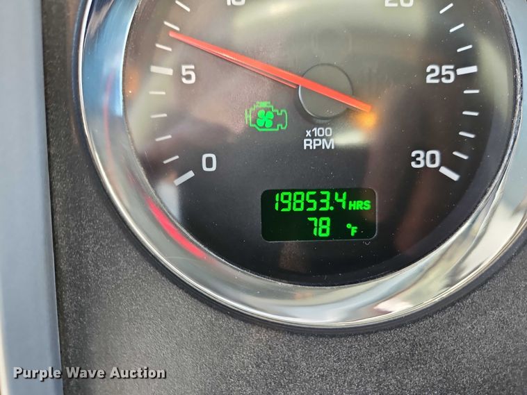 image for item EB8220 2013 Kenworth T660 semi truck