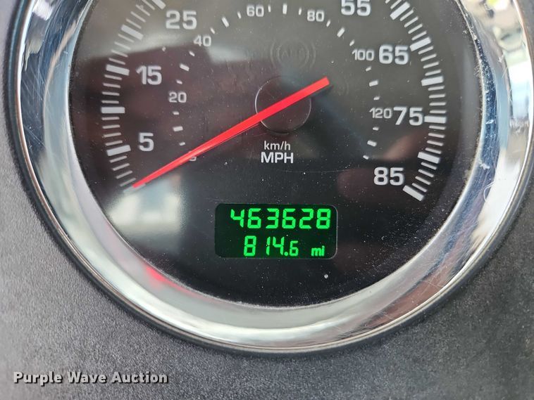 image for item EB8221 2013 Kenworth T660 semi truck