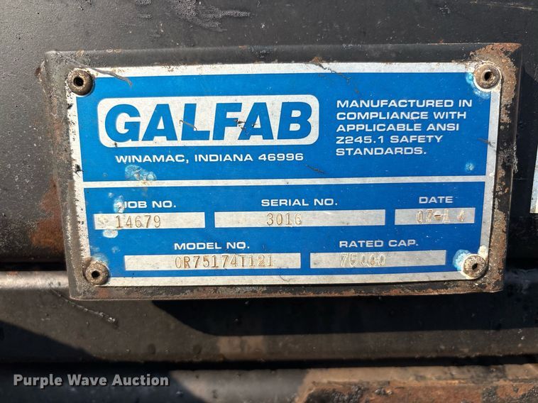 image for item EC4370 2015 Kenworth T800 roll-off container truck