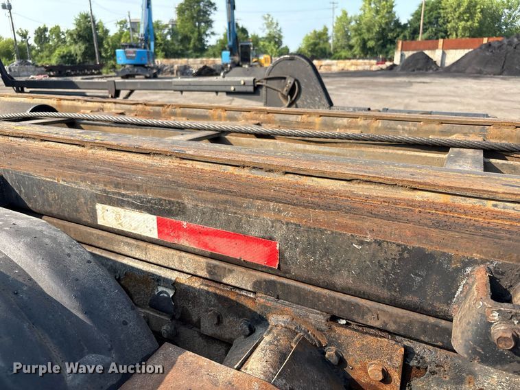 image for item EC4370 2015 Kenworth T800 roll-off container truck