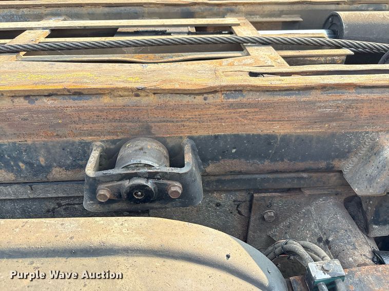 image for item EC4370 2015 Kenworth T800 roll-off container truck