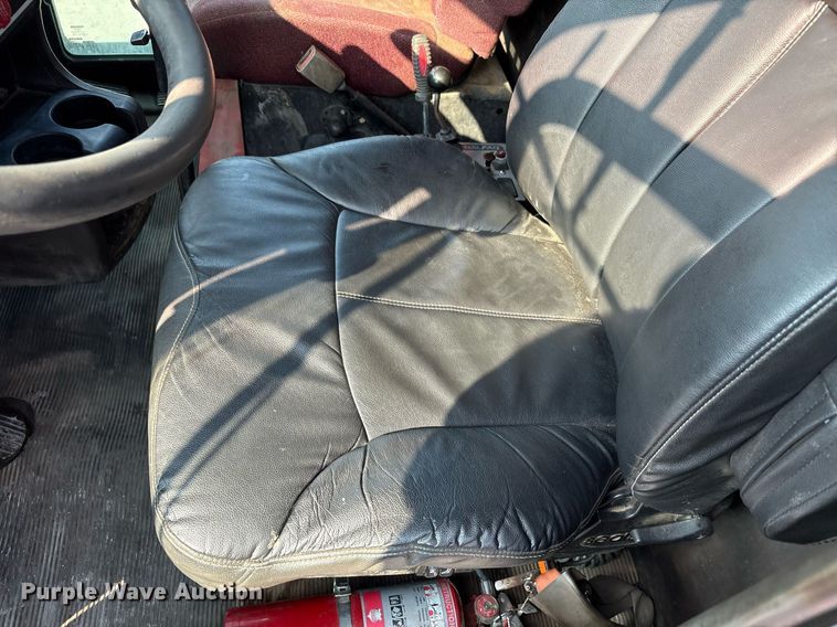 image for item EC4370 2015 Kenworth T800 roll-off container truck