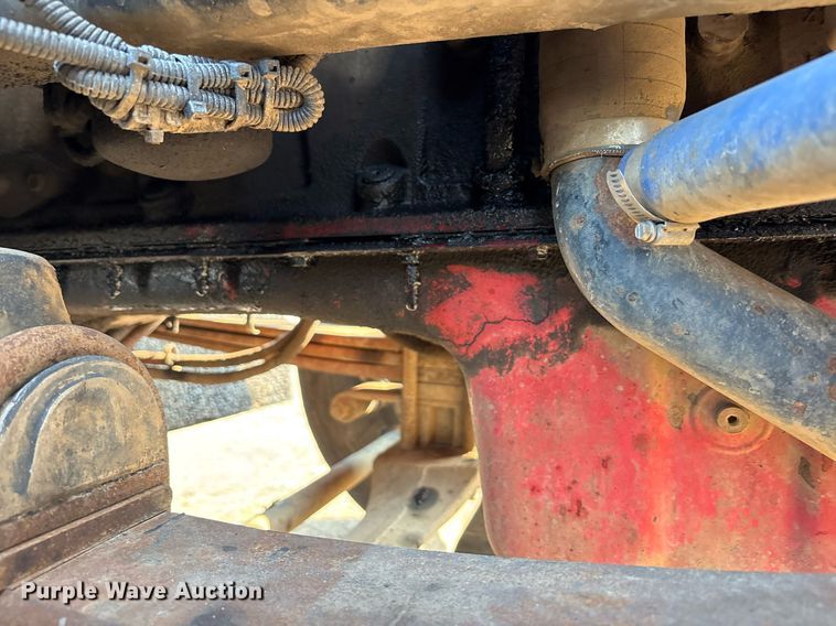 image for item EC4370 2015 Kenworth T800 roll-off container truck