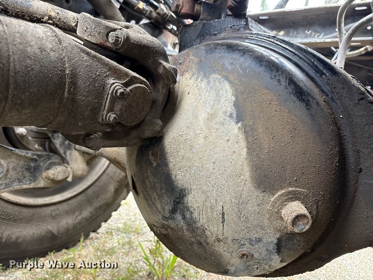 image for item EC4375 2001 Kenworth W900 semi truck