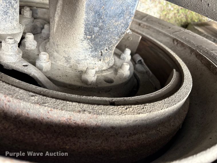 image for item EC4375 2001 Kenworth W900 semi truck