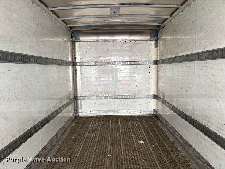 image for item EC4389 2017 Hino 268 box truck