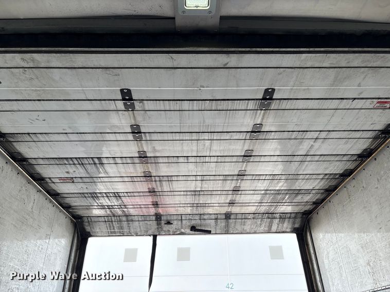 image for item EC4389 2017 Hino 268 box truck