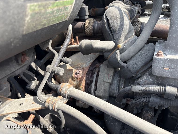 image for item EC4389 2017 Hino 268 box truck