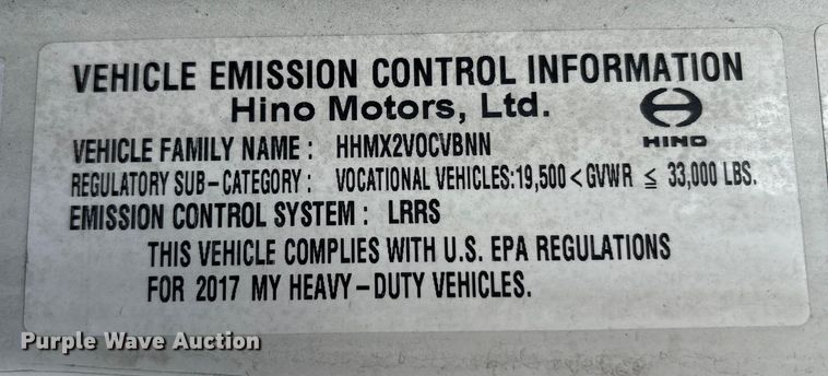 image for item EC4389 2017 Hino 268 box truck