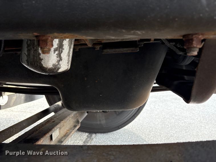 image for item EC4389 2017 Hino 268 box truck