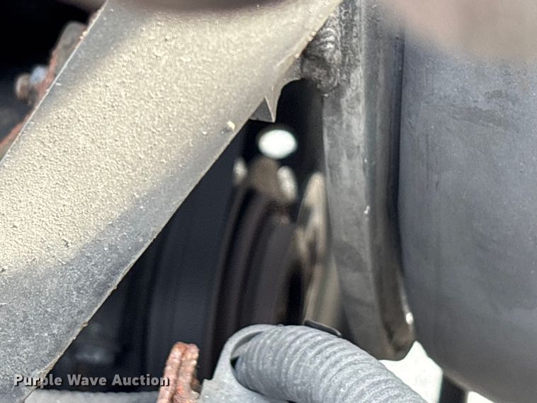 image for item EC4389 2017 Hino 268 box truck