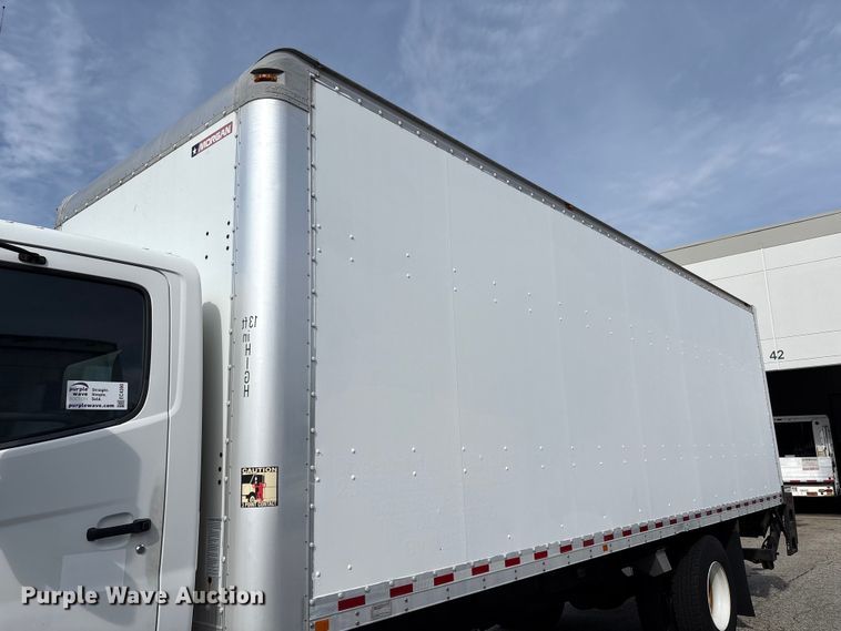 image for item EC4390 2017 Hino 268 box truck