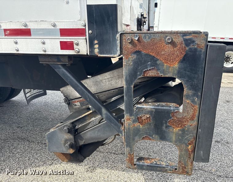 image for item EC4390 2017 Hino 268 box truck