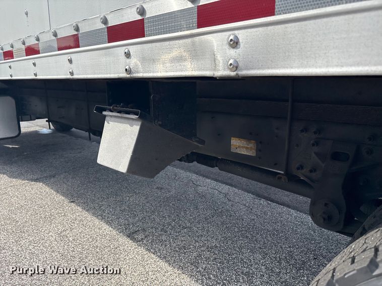 image for item EC4390 2017 Hino 268 box truck