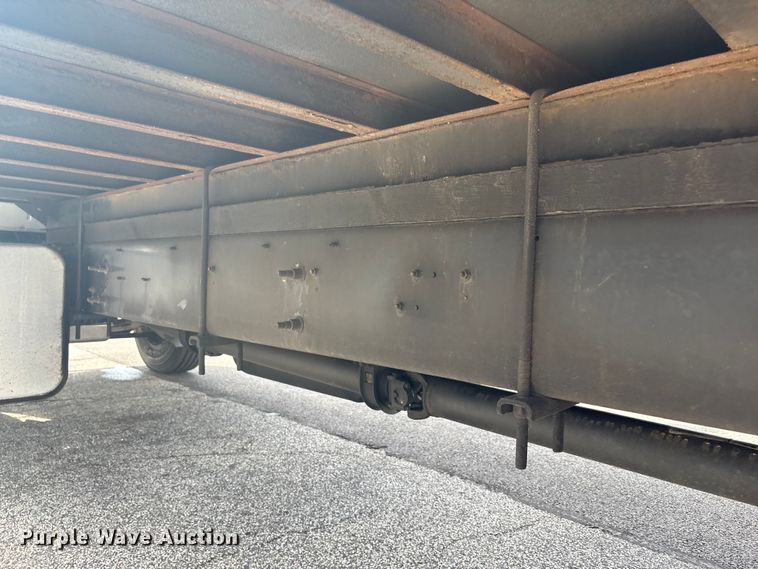 image for item EC4390 2017 Hino 268 box truck