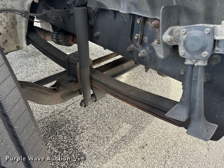 image for item EC4390 2017 Hino 268 box truck