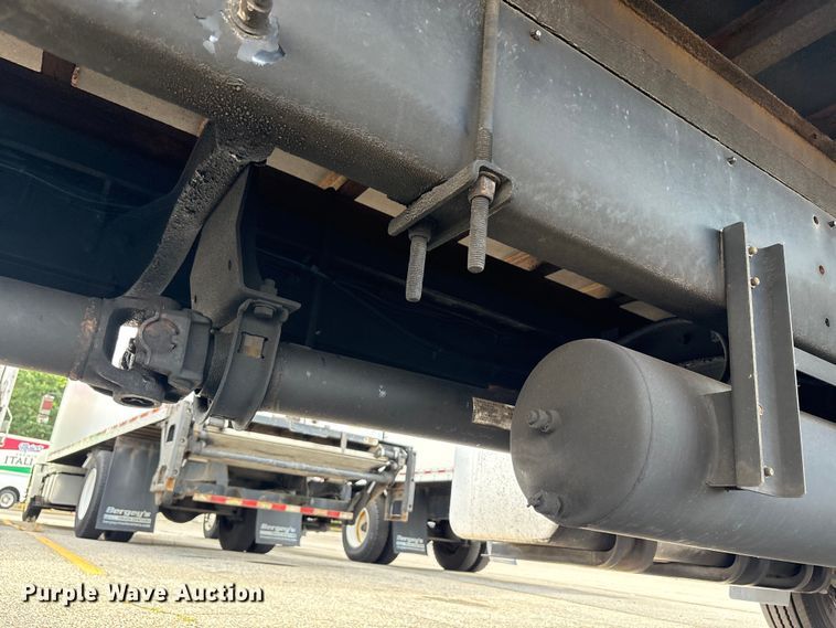 image for item EC4390 2017 Hino 268 box truck