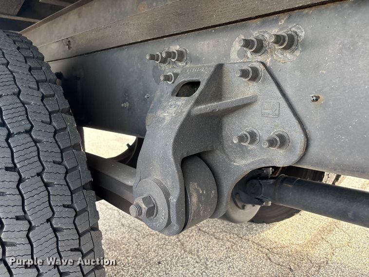 image for item EC4390 2017 Hino 268 box truck