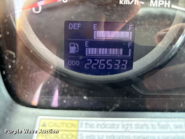 image for item EC4390 2017 Hino 268 box truck