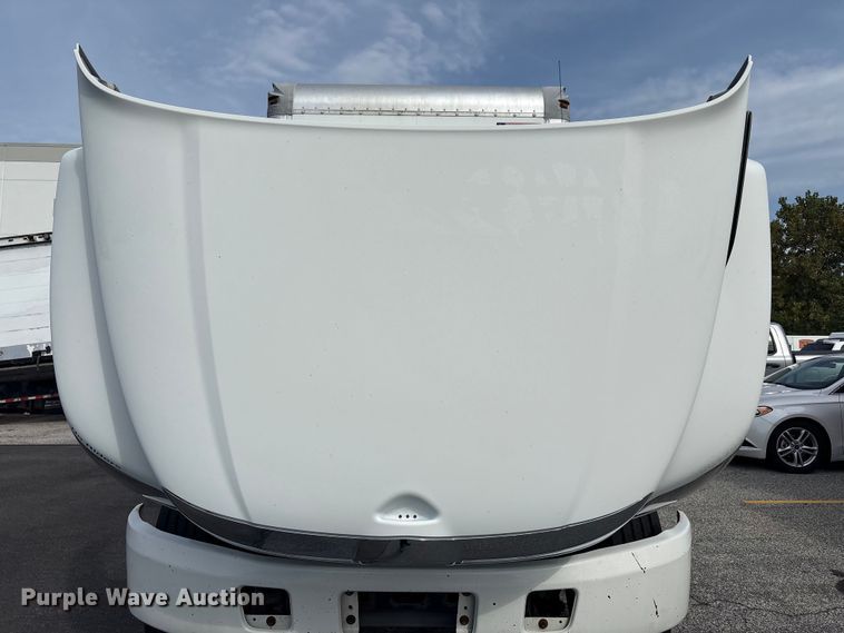 image for item EC4390 2017 Hino 268 box truck