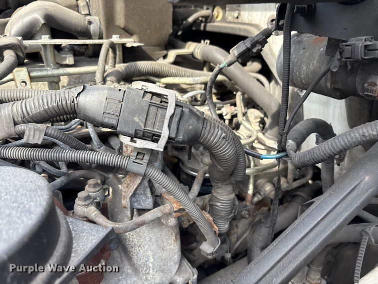 image for item EC4390 2017 Hino 268 box truck