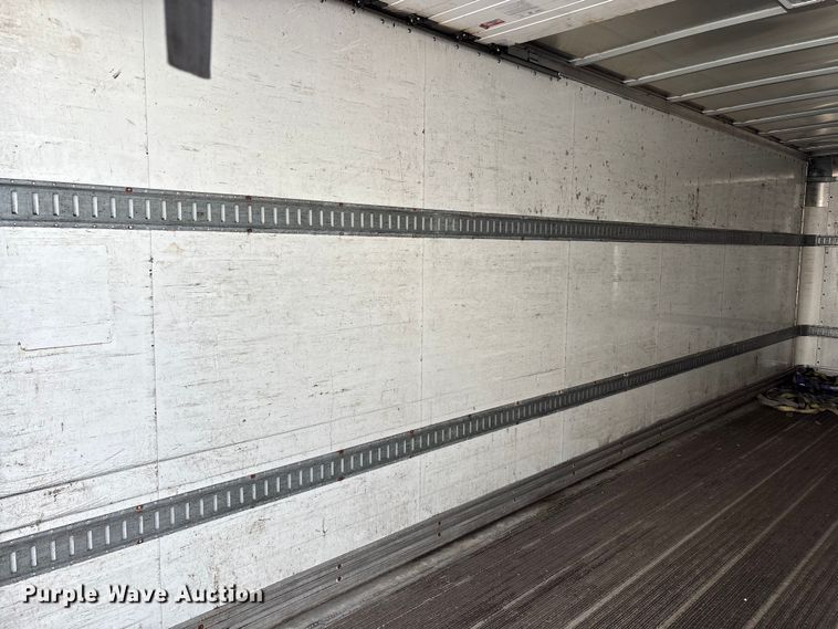 image for item EC4391 2017 Hino 268 box truck