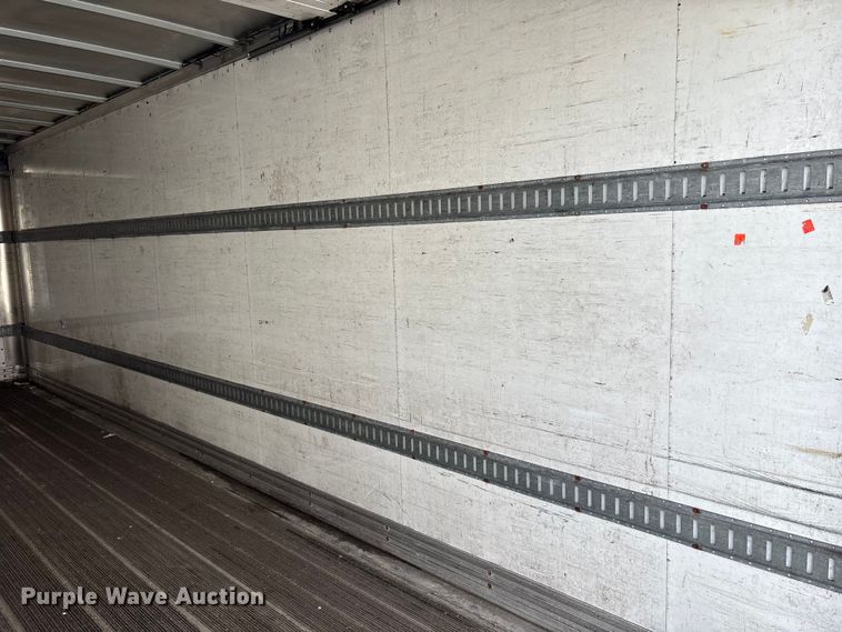 image for item EC4391 2017 Hino 268 box truck