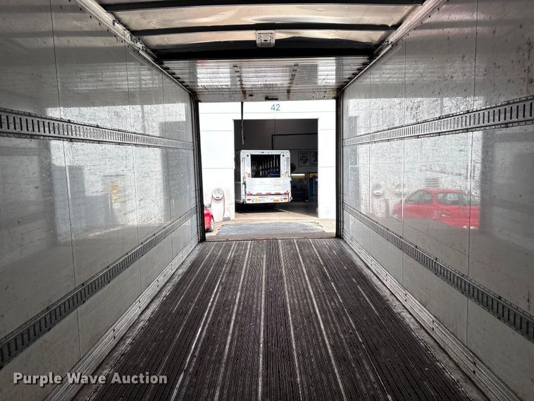 image for item EC4391 2017 Hino 268 box truck