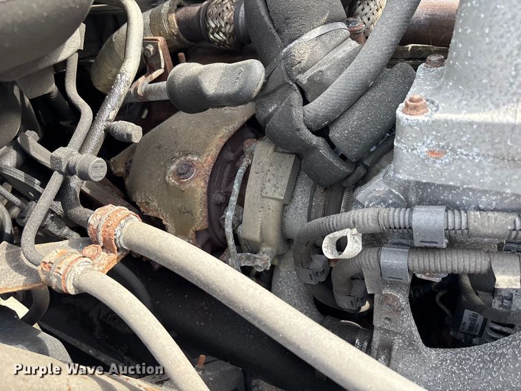 image for item EC4391 2017 Hino 268 box truck