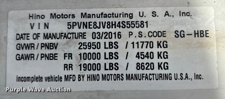 image for item EC4391 2017 Hino 268 box truck