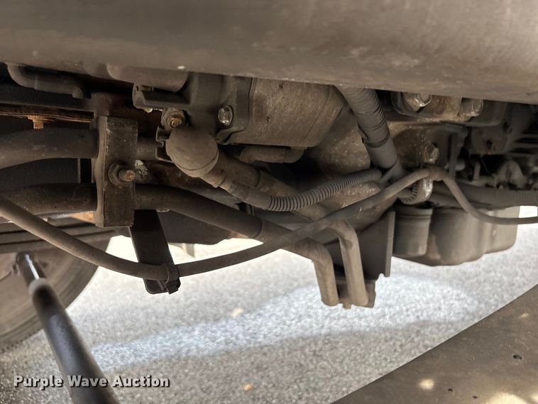 image for item EC4392 2017 Hino 268 box truck