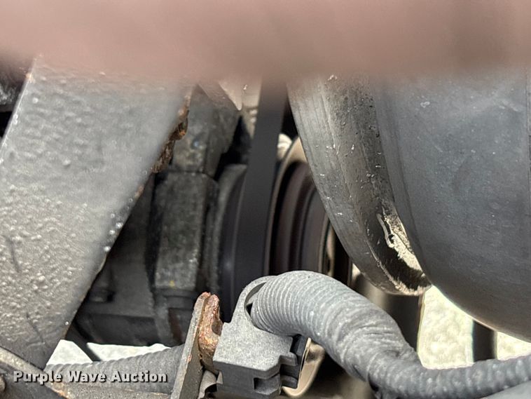 image for item EC4392 2017 Hino 268 box truck