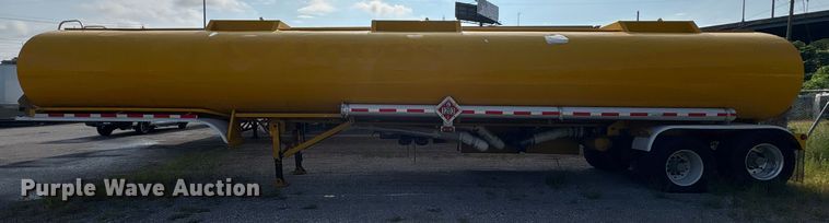image for item EC4394 2008 Beall BIAST-96-3-SB tank trailer