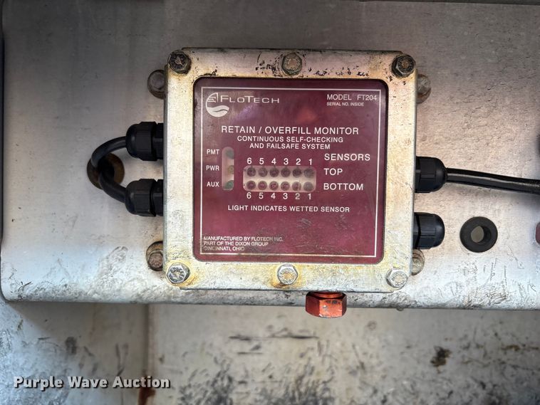 image for item EC4394 2008 Beall BIAST-96-3-SB tank trailer