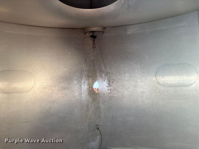 image for item EC4394 2008 Beall BIAST-96-3-SB tank trailer