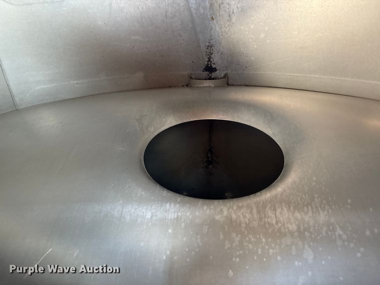 image for item EC4394 2008 Beall BIAST-96-3-SB tank trailer