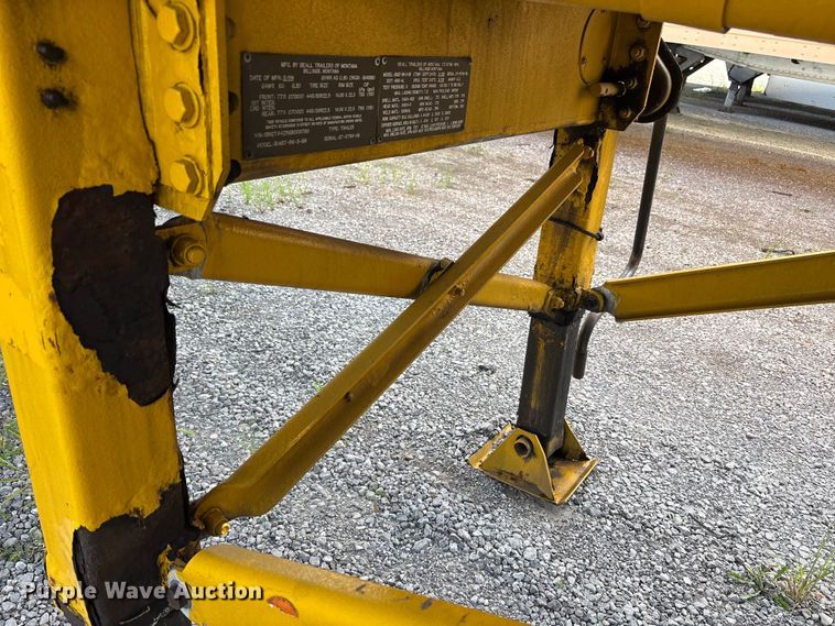 image for item EC4394 2008 Beall BIAST-96-3-SB tank trailer