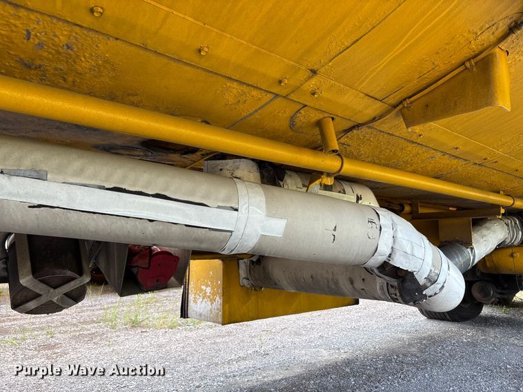 image for item EC4394 2008 Beall BIAST-96-3-SB tank trailer