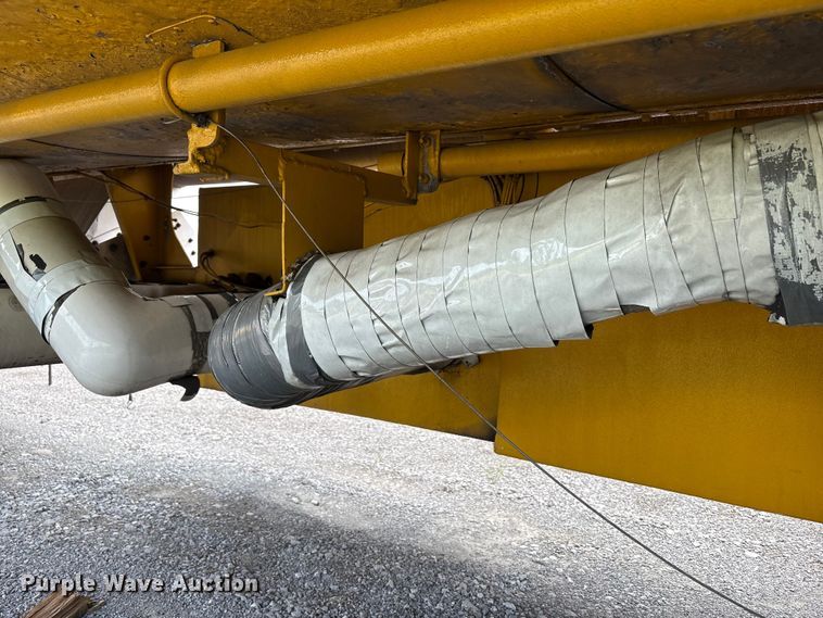 image for item EC4394 2008 Beall BIAST-96-3-SB tank trailer