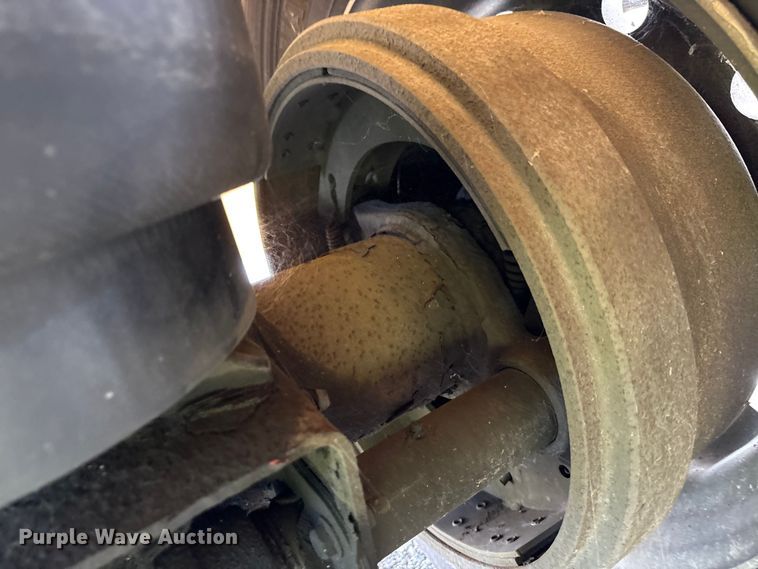 image for item EC4394 2008 Beall BIAST-96-3-SB tank trailer